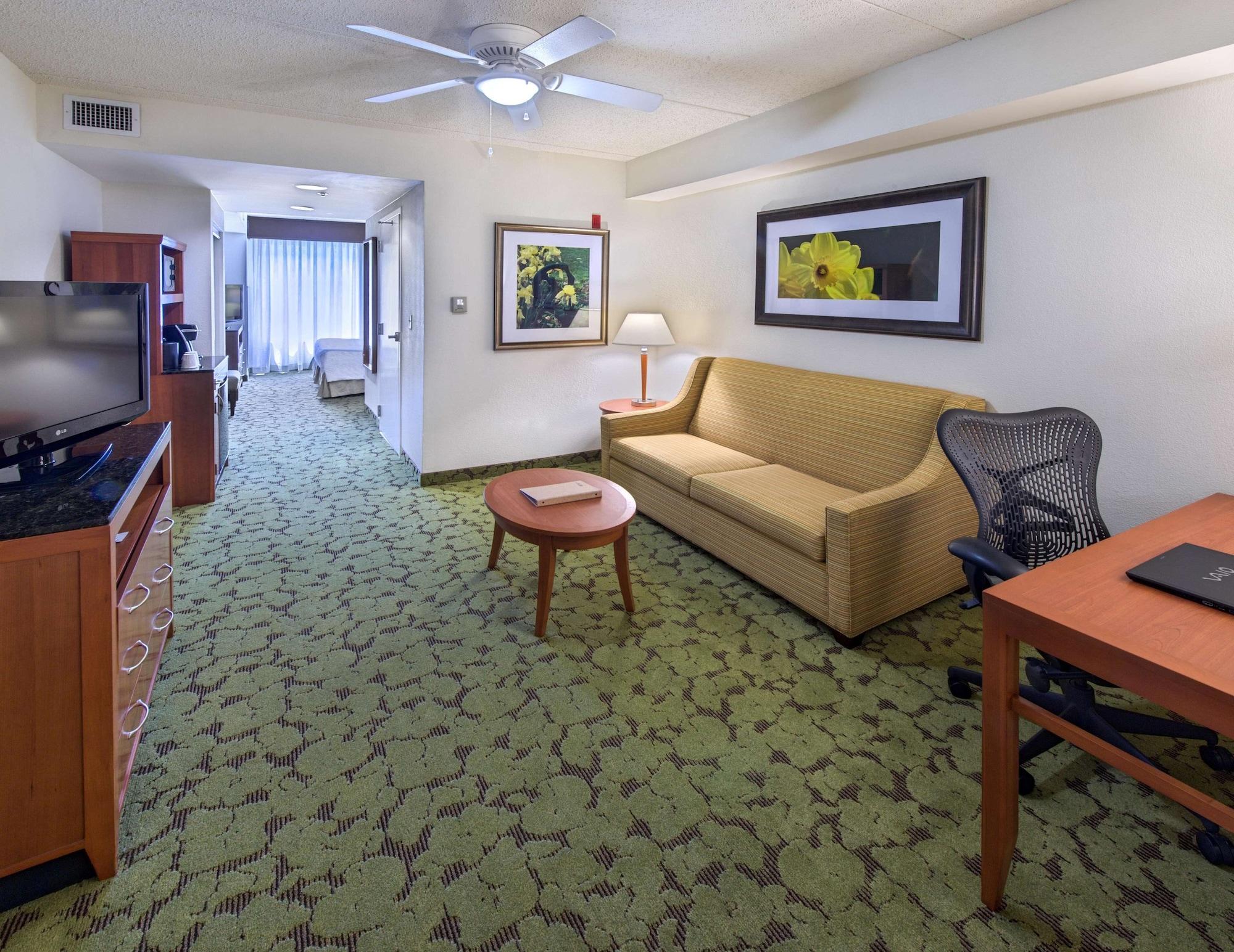 Hilton Garden Inn Tallahassee Central Екстериор снимка