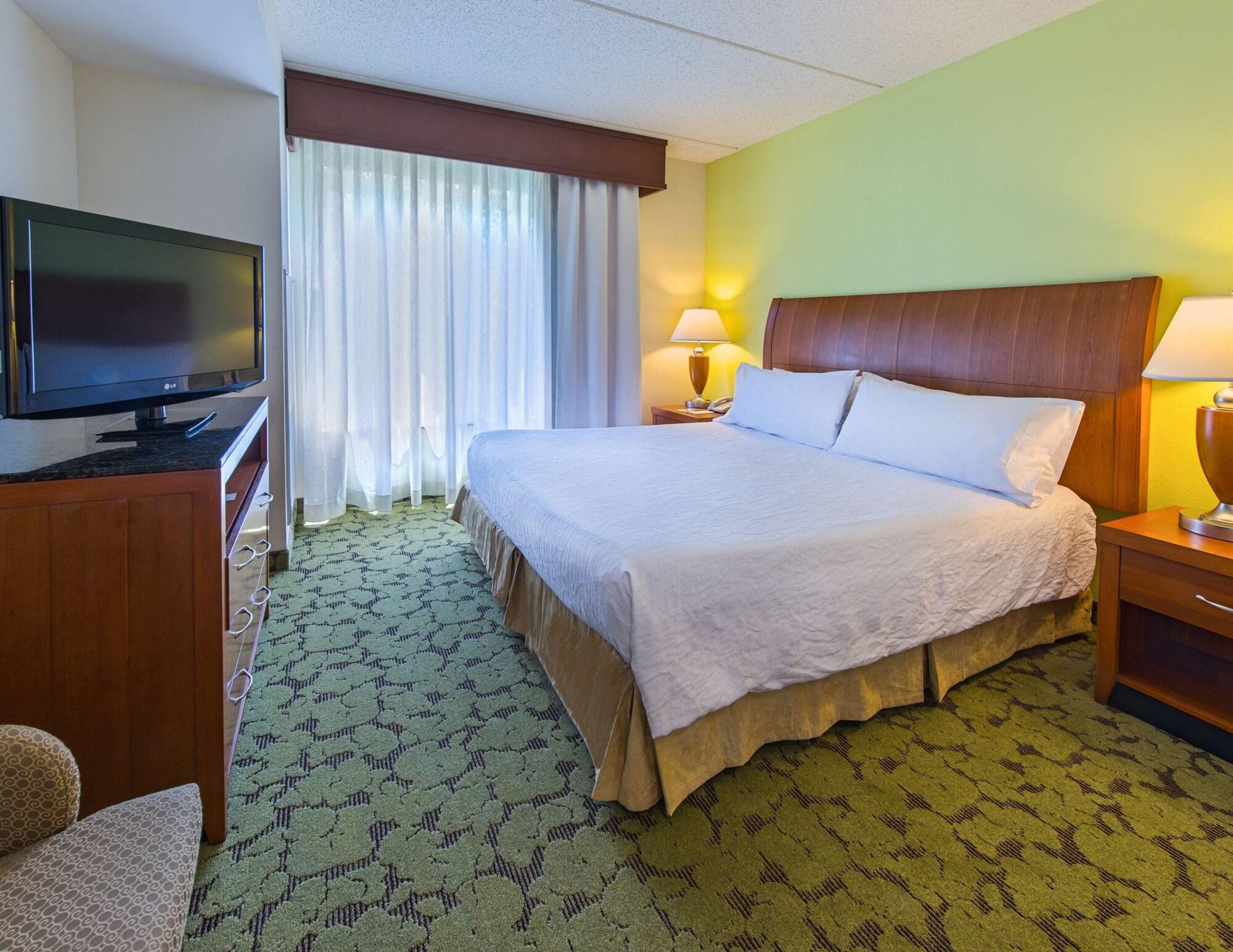 Hilton Garden Inn Tallahassee Central Екстериор снимка