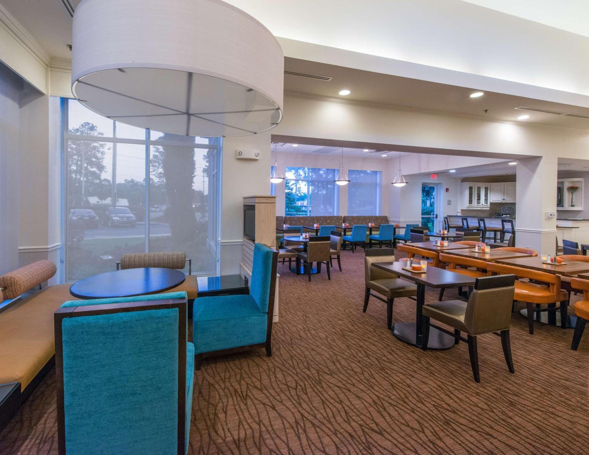 Hilton Garden Inn Tallahassee Central Екстериор снимка