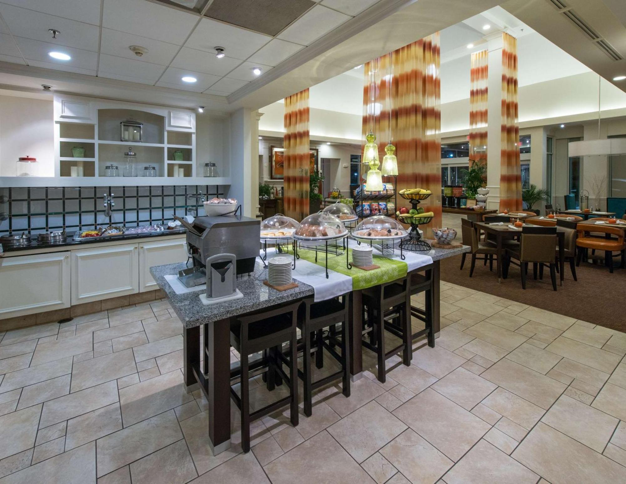 Hilton Garden Inn Tallahassee Central Екстериор снимка